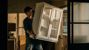 さいたま市で食器棚を処分する方法【さいたま市認定業者が解説】